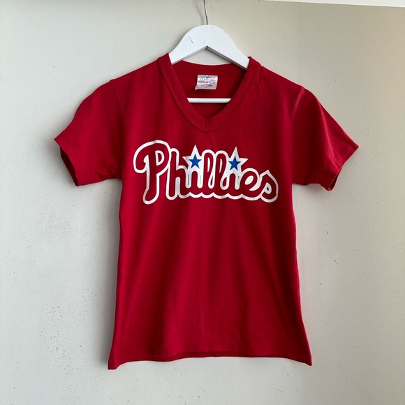 Majestic Phillies V Neck Shirt - Picture 3 of 5